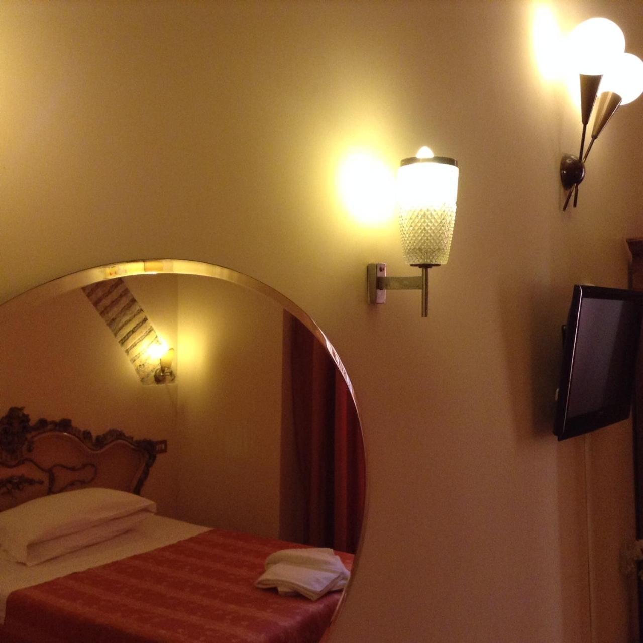 Maison De Marta Rome Room photo