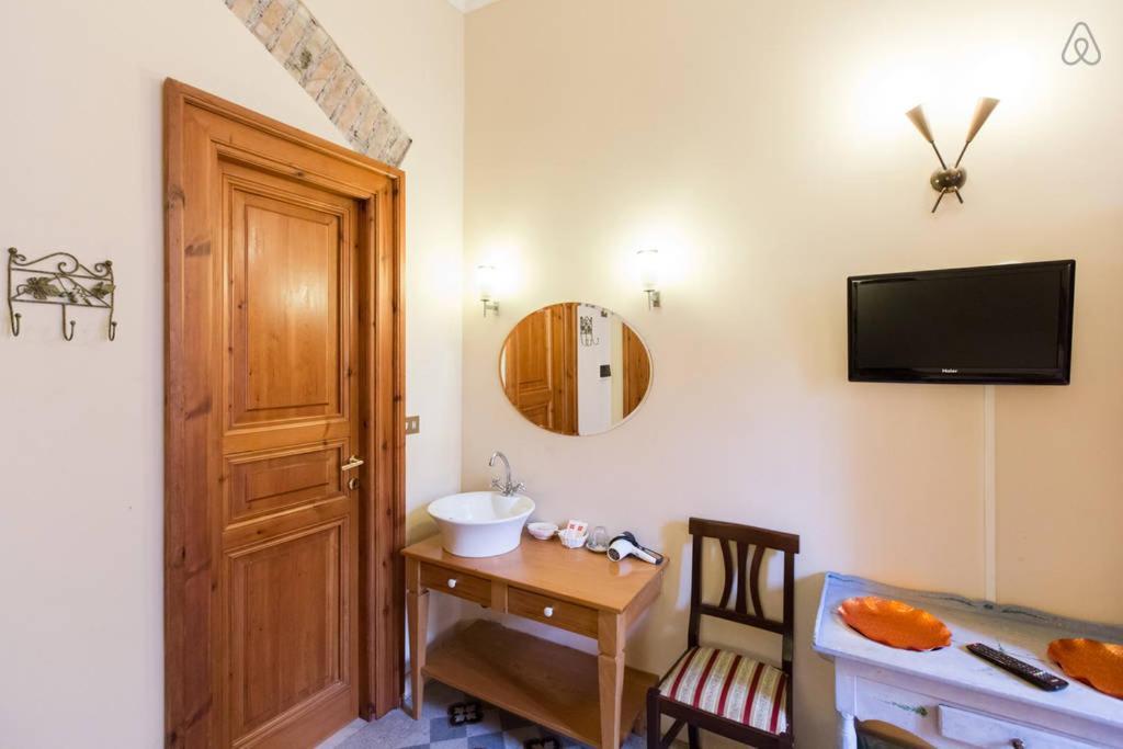 Maison De Marta Rome Room photo